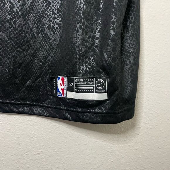 Nike Kobe Mamba Mentality Los Angeles Lakers City Edition Swingman Jersey Large - Picture 4 of 5